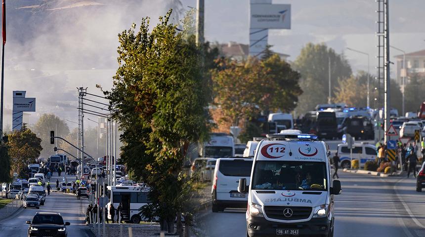 SON DAKİKA | Ankara'da Tusaş'a terör saldırısı! Patlama ve silah sesleri... Bakan Yerlikaya acı haberi duyurdu: 'Şehit sayısı 5'e yükseldi'