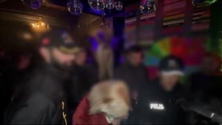 Beyoğlu'nda gece kulübündeki partiye baskın! Köle gibi görülen kadına kırbaçla vururken yakalandılar: 8 kişi tutuklandı