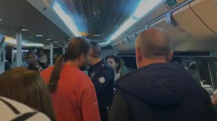 Eminönü-Bursa feribotunda panik anları! Bomba ihbarı yapıldı