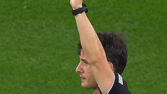 Avrupa Halil Umut Meler'i konuşuyor! 58 dakikada 3 golü iptal etti... Benfica'da forma giyen Kerem Aktürkoğlu çılgına döndü, Meler ile tartıştı