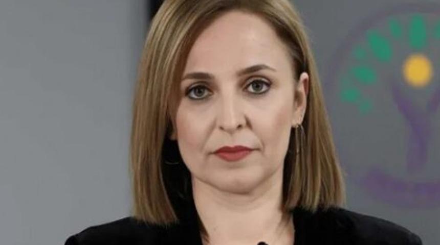 DEM Parti'nin '&Ouml;calan' a&ccedil;ıklaması merak ediliyordu: "İmralı hazır, &Ouml;calan hazır, devlet hazır mı?"