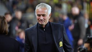 Jose Mourinho basın toplantısında tepkisini gizlemedi... ''İyi oynadığımız için Türk basını mutlu değil Fenerbahçe'den sonra gideceği takımı açıkladı! 