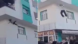 Şanlıurfa'da can pazarı! 3'üncü kattan kendilerini attılar: Yapma yapma...
