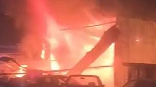 Malatya'da korkunç olay: Eşiyle tartıştı iş yerini ateşe verdi! 