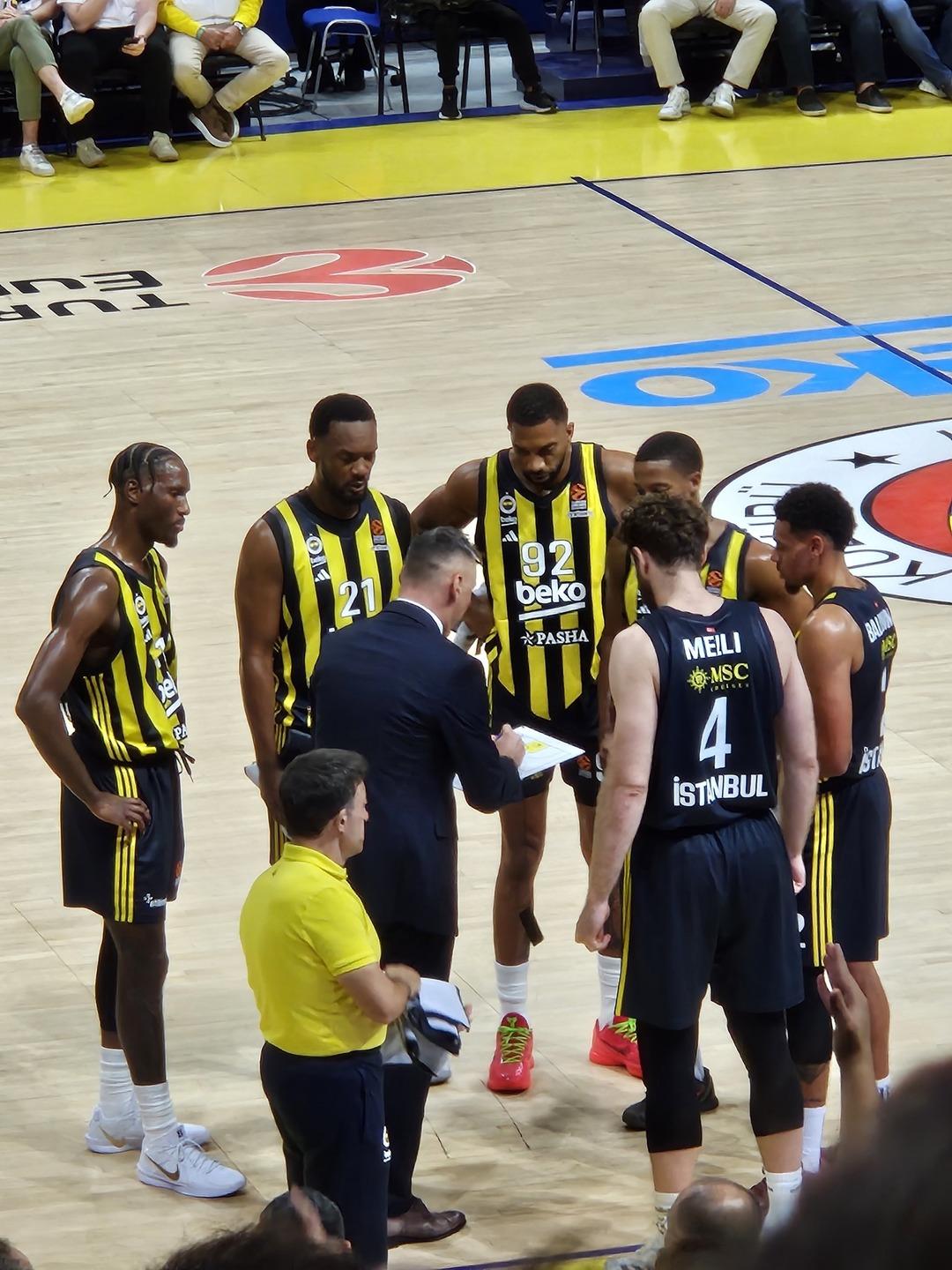 Fenerbahçe Beko, Nefes kesen maçta Ergin Ataman'ın Panathinaikos'una mağlup oldu! EuroLeague'de 2. yenilgisini yaşadı 1200xauto