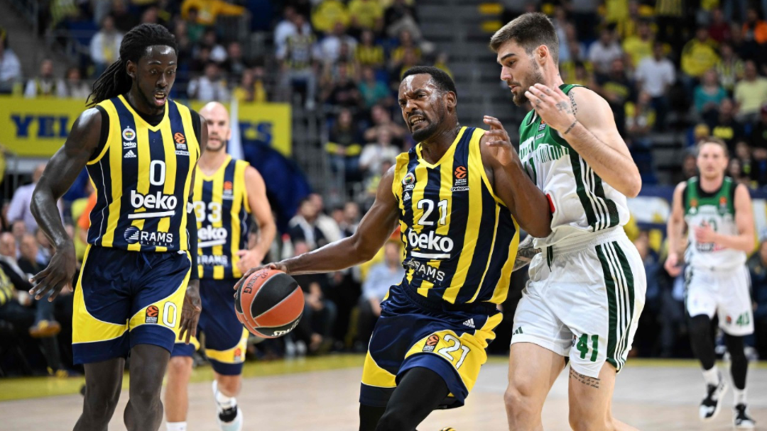 Fenerbahçe Beko, Nefes kesen maçta Ergin Ataman'ın Panathinaikos'una mağlup oldu! EuroLeague'de 2. yenilgisini yaşadı 19201612-1200xauto