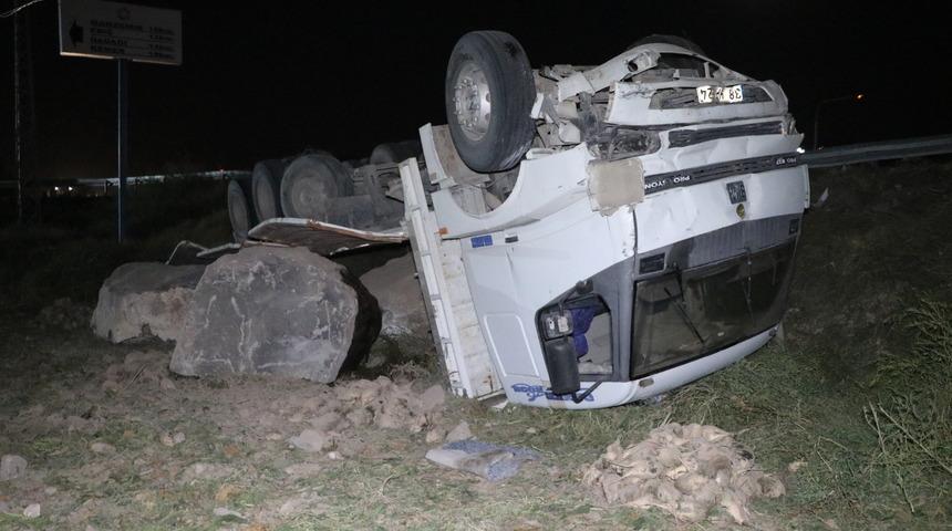 Kazada yaralanan öğretmen 15 günlük ölüm kalım savaşını kaybetti