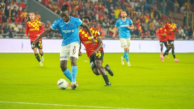 Göztepe, Trabzonspor'u 10 kişiyle yıktı! 90+2...