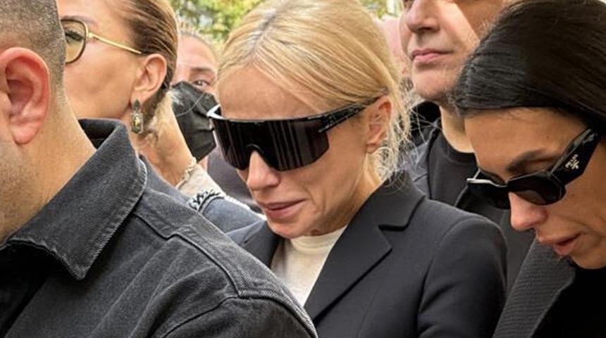 Gülşen'in babası abdest alırken hayatını kaybetti... Apar topar ülkeye döndü