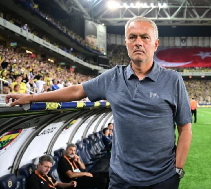 Mourinho'dan Bodrum FK galibiyeti sonrası şaşırtan açıklamalar! "Hayal kırıklığı yaşadım" G2