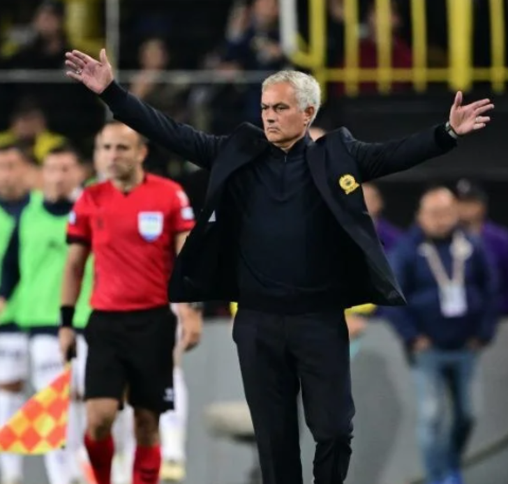 Mourinho'dan Bodrum FK galibiyeti sonrası şaşırtan açıklamalar! "Hayal kırıklığı yaşadım" G4