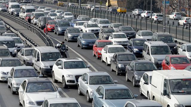 İstanbul trafiğinde bayram çilesi!