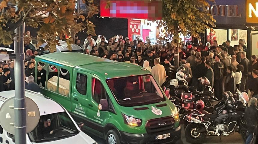 Küçükçekmece’de 22 yaşındaki genç otel odasında ölü bulundu