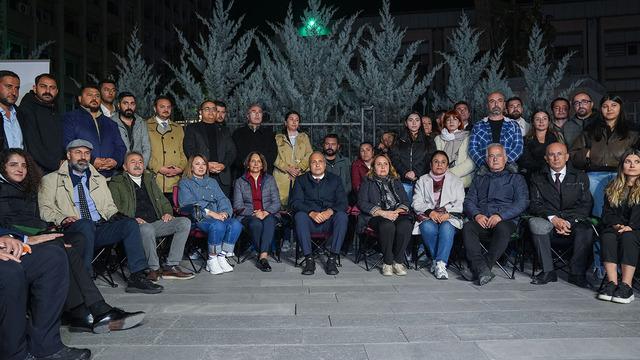 CHP'den Milli Eğitim Bakanlığı önünde oturma eylemi! 