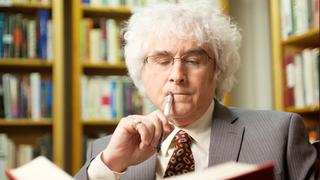 Uzaylıların kendisiyle irtibat kurduğunu dile getiren Daniel Sheehan yine dünya gündeminde! Dünya'yı tamamen çöküşten kurtarmak için müdahalede bulunmanın eşiğinde