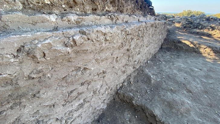 M.Ö. 2.Yüzyıl'a kadar dayanıyor! Dükkan olarak kullanıldığı tahmin ediliyor... 2.200 yıl geçmişe dayanıyor G4