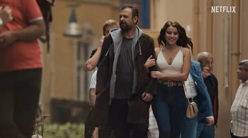 Başrolünde Nejat İşler'in yer aldığı "Meraklı Adamın 10 Günü" filminin fragmanı yayınlandı! Geri sayım başladı