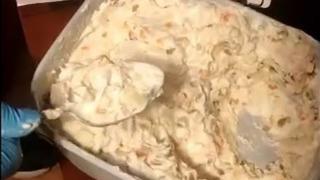 Yer: Antalya! Rus salatasıyla uyuşturucu satışı yaparken yakalandılar