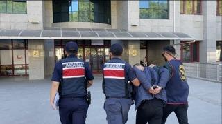 Görüntüler büyük tepki çekmişti! Ambulansa yol vermeyen sürücü tutuklandı