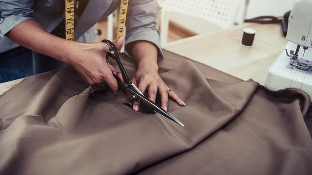 Türkiye'nin kumaş deviydi... En ünlü markalara üretim yapıyordu! 45 yıllık şirket arkasında milyonlarca borç bırakarak iflas bayrağını çekti