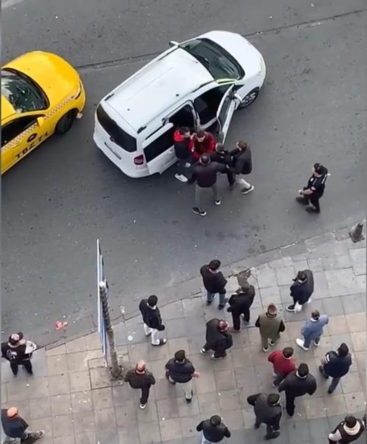 Kıskançlık krizine girip eski sevgilisinin yeni sevgilisini vurdu! Belinden çıkardığı silahla 3 el ateş etti G3