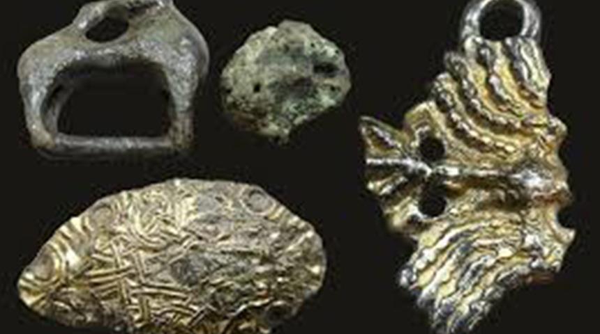 Yol çalışmaları sırasında 1200 yıllık mezarlık bulundu! İçinden çıkanlar paha biçilemez...