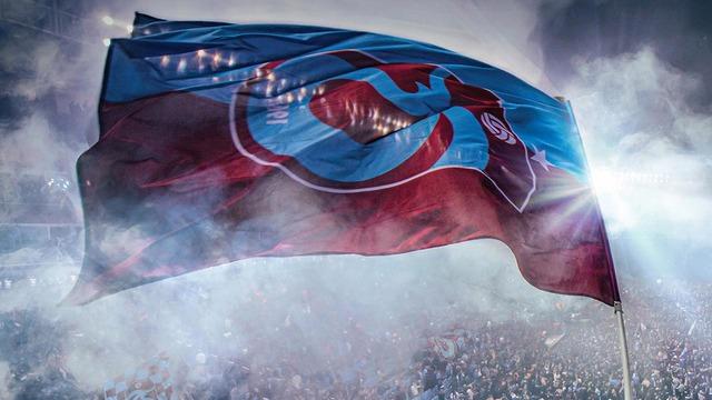 Derbi bitmeden ortalık karıştı... Trabzonspor'dan devre arası olay paylaşım! ''Beceriksiz, amatör, iş bilmez...''