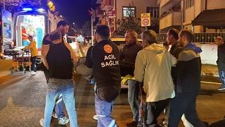 Sakarya'da hafif ticari araçla çarpışan motosikletli kurye ağır yaralandı
