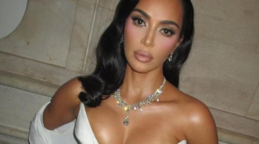 Babası cinsiyet değiştirmişti! Kim Kardashian son halini paylaştı! Yorum yağdı