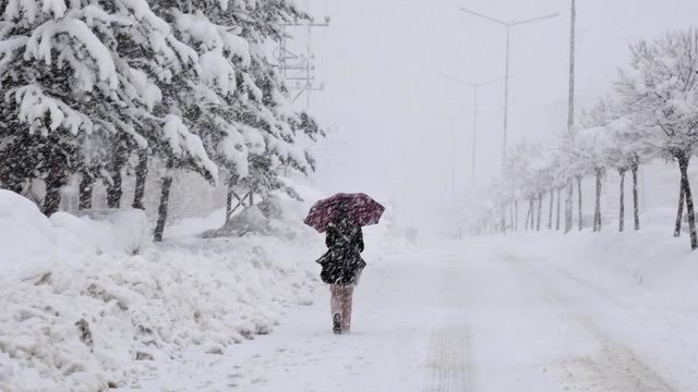 'İstanbul'da 9 dereceye inecek' Rusya'dan geliyor! İki güne dikkat: Kar yağacak... Meteoroloji'den son dakika 2 - 6 Kasım hava durumu tahmini