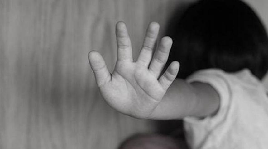 Sakarya'da 4 kız çocuğuna cinsel istismar iddiası! Oyuncak ev bahanesiyle atölyeye götürmüş... 63 yaşındaki marangoz tutuklandı 