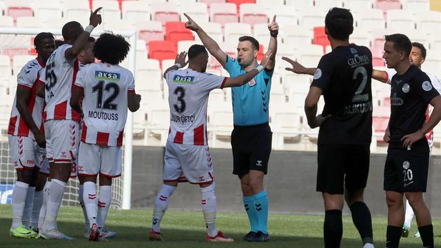 Sivasspor'un yıldızı, Fenerbahçe maçında yok