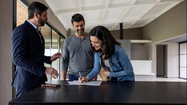 Yönetmeliğe aykırı fiyat artışı yapmak isteyen emlakçılardan yeni oyun: Sil-ekle taktiği!