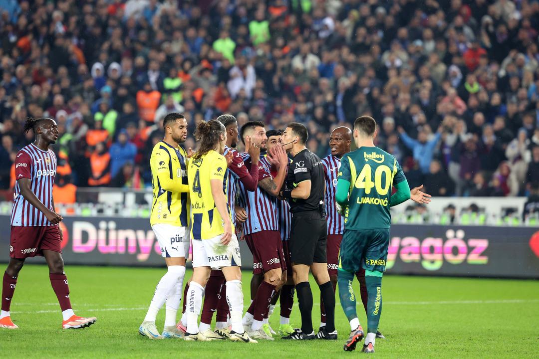 TRABZONSPOR---FENERBAHCE--EK-FOTOGRAFLA_404409_119135