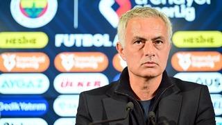 Trabzonspor derbisi sonrası Mourinho dediğini yaptı! O pozisyonu önce paylaştı, sonra sildi... 