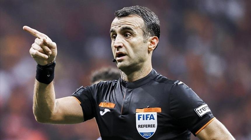 Ahmet Çakar'dan Trabzonspor-Fenerbahçe maçının VAR hakemi Atilla Karaoğlan için çarpıcı iddia! "Devre arasında telefon geldi ve..."