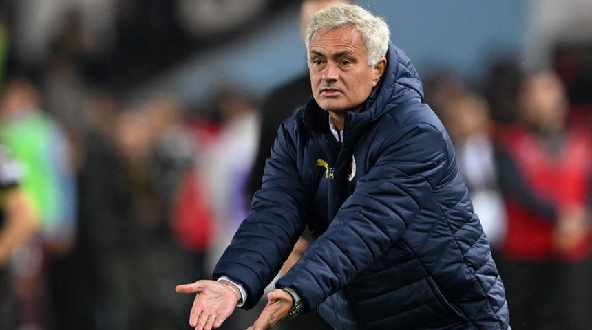 Mourinho durmuyor! Paylaşımlarına bir yenisini daha ekledi