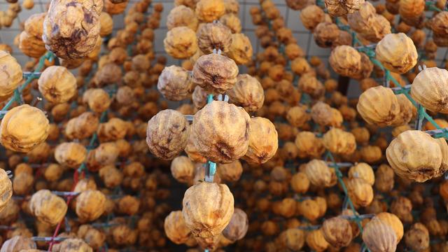 Denizli'nin gözdesi... Cennet hurmasının verimi yüzde 40 arttı! Türkiye'nin 1 numarası! 'Ülkenin dört bir yanında satılıyor'
