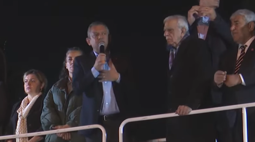 Özgür Özel kayyum kararının ardından Mardin'de konuştu: "Tüm diyalog kanallarını sonuna kadar zorlayacağım"