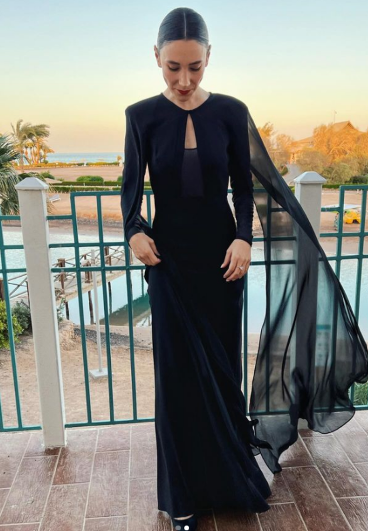 Türk takipçilerini engellemişti! Duvara Karşı'nın yıldızı Sibel Kekilli'nin pozlarına beğeni yağdı G2