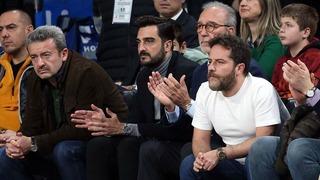 Galatasaray camiasını korkutan haber! O yönetici trafik kazası geçirdi, ameliyata kulüp doktoru girdi