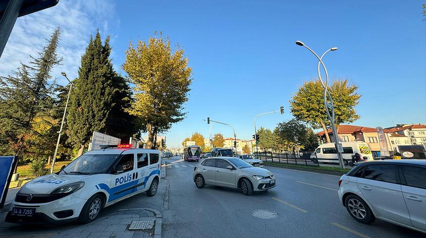 Önce başka bir araca çarptı... Sonra olay yerinden hızla uzaklaşmak istedi! Yaya geçidindeki 11 yaşındaki kız çocuğuna çarptı