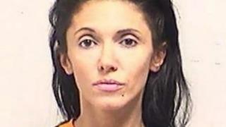 12 yaşındaki öğrencisini taciz eden öğretmeninin 14 yaşındaki öğrencisiyle uygunsuz mesajlaşmaları ortaya çıktı! Onu kimse durduramıyor: Müstehcen videolar göndermiş