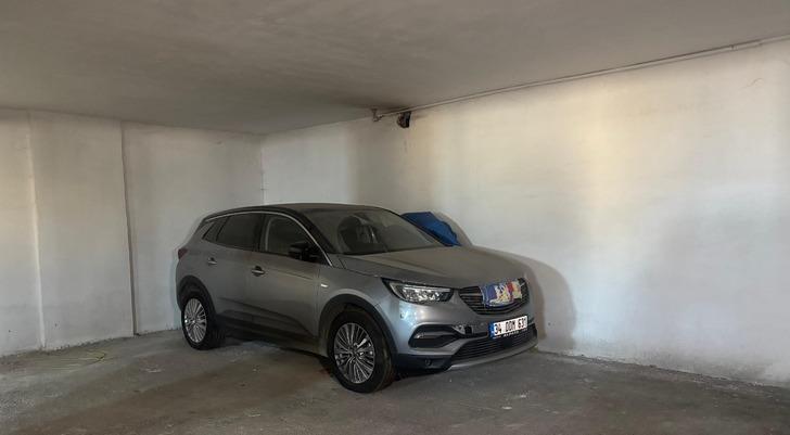 Sıfır aldığı ciple kaza yaptı! Açtığı davayı 4 yıl sonra kazandı: Bayi sıfır araç vermek zorunda G1