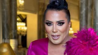 Murat Övüç başörtü taktınca olay oldu! Fiyatı ise 'Yok artık' dedirtti...