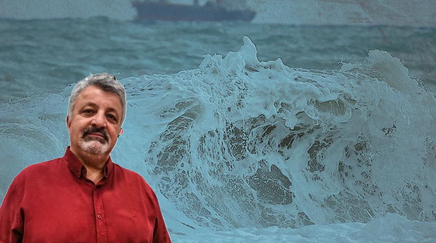 'Türkiye'yi tehdit eden 3 metrelik tsunami' Marmara Bölgesi için uyarı yapıldı! Uzman isim tek tek riskli yerleri sıraladı