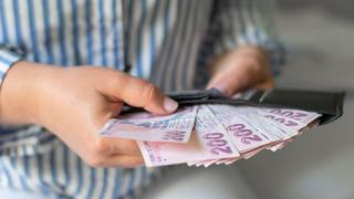 'Hükümetin niyeti belli oldu' dedi... 2025 yılındaki asgari ücretin belirlenmesine sayılı gün kaldı! Aziz Çelik zam senaryolarını canlı yayında anlattı!