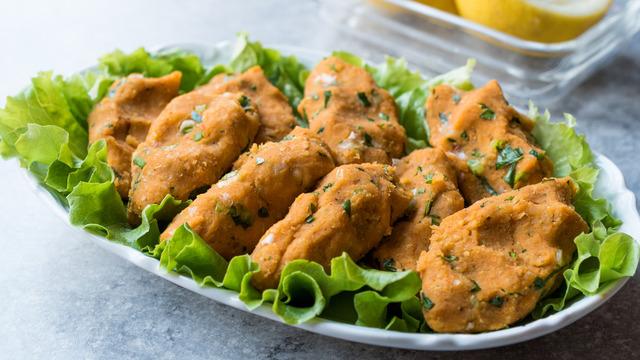 En kolay mercimek köftesi tarifi! Tam ölçülü mercimek köftesi nasıl yapılır?