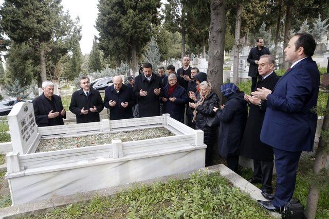 Osman Solakoğlu, mezarı başında anıldı