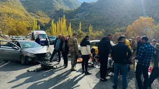 Şırnak'ta korkutan kaza! İki araç birbirine girdi: Çok sayıda yaralı var